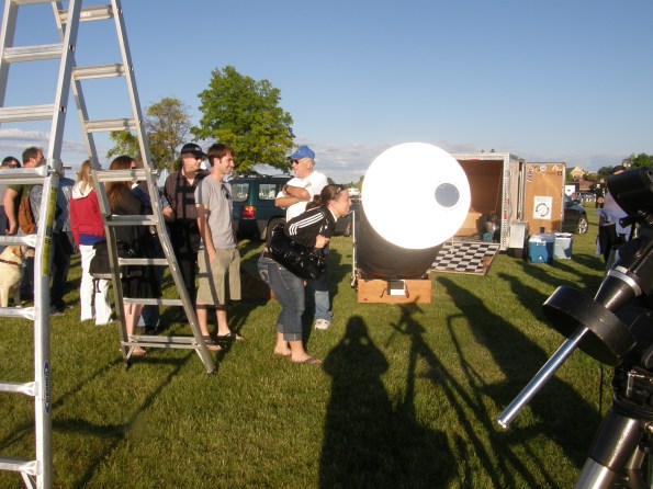 p6051283.jpg The sun's getting low now. Photo by Eileen Carlisle.