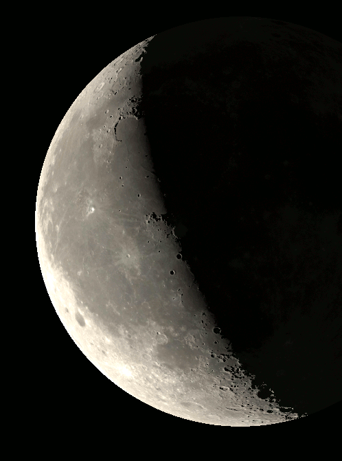 The Moon as it might appear through a small telescope tomorrow morning, January 23, 2025
